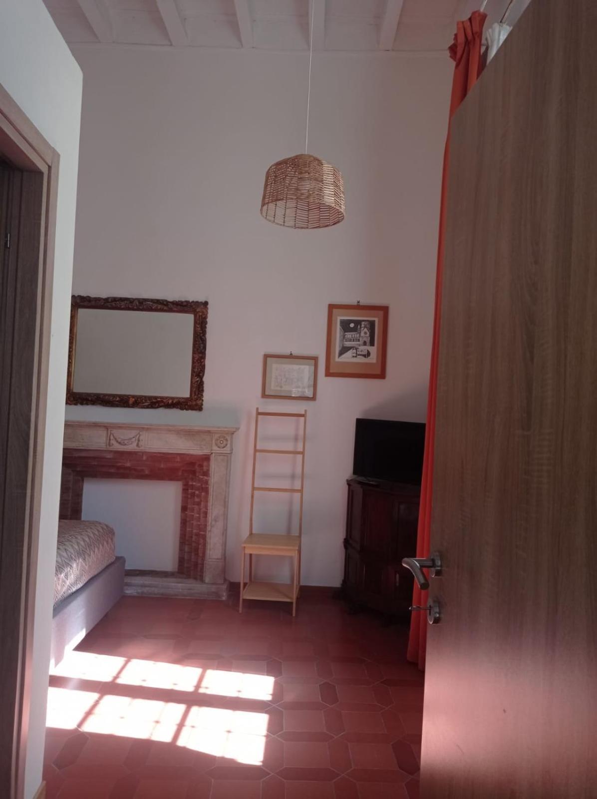 B&B Pergola House ลุคคา ภายนอก รูปภาพ