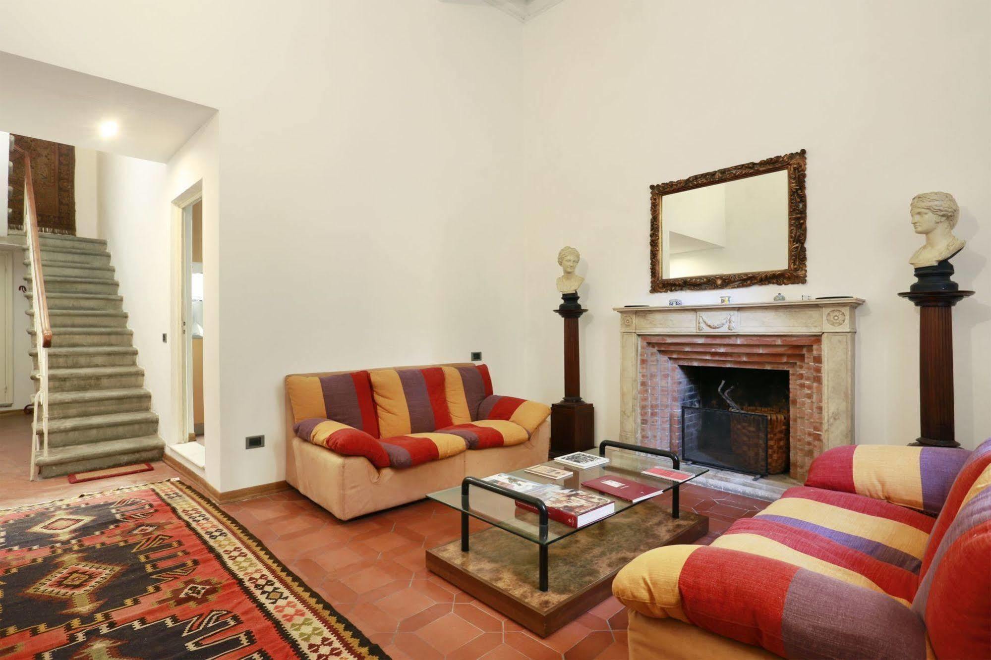 B&B Pergola House ลุคคา ภายนอก รูปภาพ